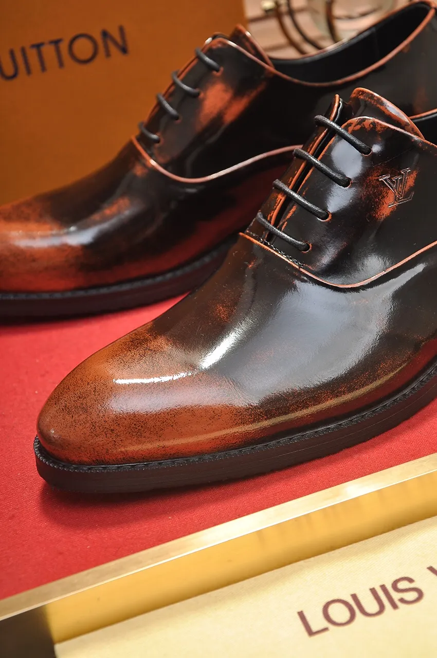 Men's shoes💰460💶【LOUIS VUITTON】(sheepskin lining) new cowhide LV formal shoes🎩🎩❗️🆘made one to one at the counter🎩original quality, imported cowhide upper➕full sheepskin lining➕original rubber outsole, {high quality visible}👣Size: 38-45 (45 custom-made)